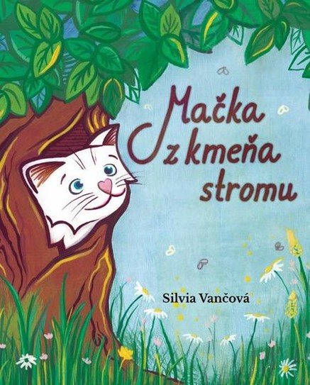 Mačka z kmeňa stromu